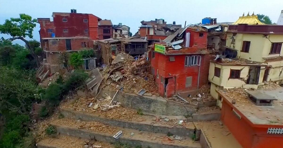 s43e13 — Himalayan Megaquake