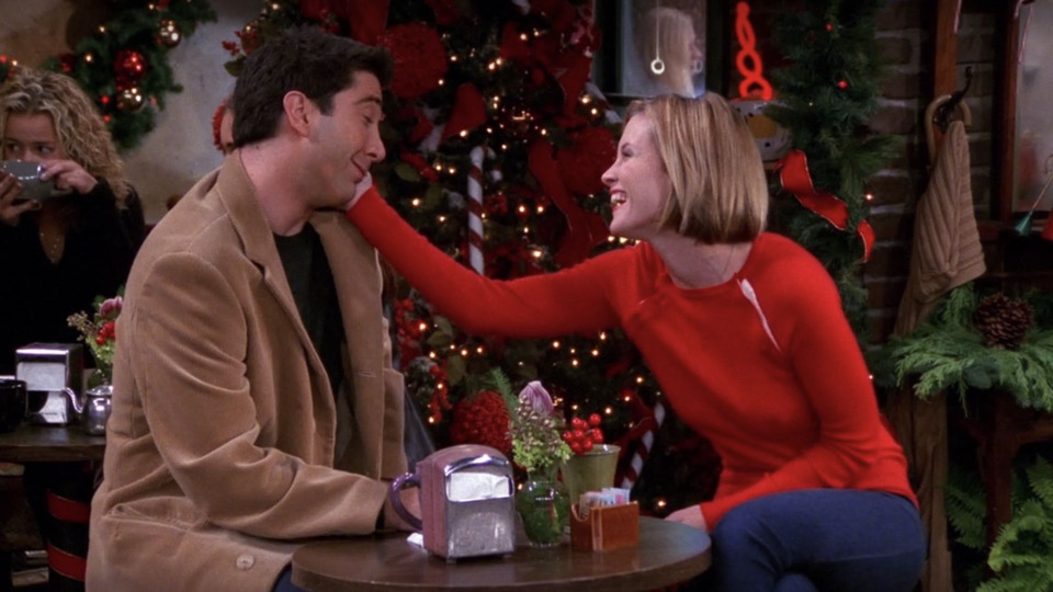s08e11 — The One With the Creepy Holiday Card
