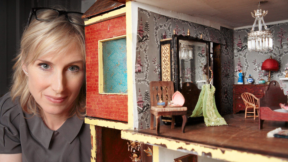s01e16 — The Private Life of a Dolls' House