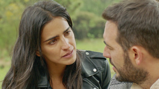 s02e50 — Capítulo 50 | Alberto descubrió toda la verdad sobre su amiga Alexandra. Comino le confesó que secuestró y entregó el cuerpo a El Ángel.