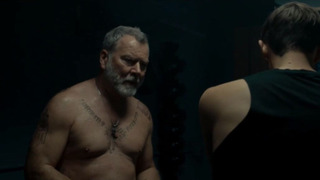 s01e05 — Velgørenhed starter i hjemmet