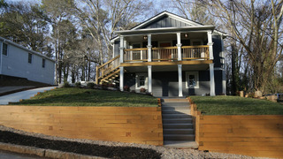 s02e07 — This Old Boarding House