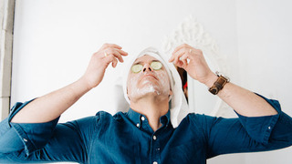 s01e02 — The Fountain of Youth - Science of Cosmetics