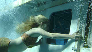 s01e13 — Shipwrecked