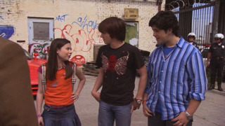 s03 special-1 — Drake & Josh Go Hollywood