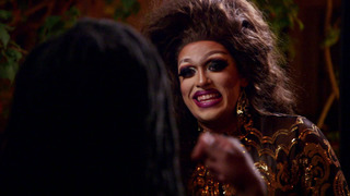 s01e11 — Drag Queens & D-Bags