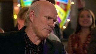 s05e17 — Win, Place, Bingo