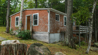 s03e16 — The Dixie Dog Den