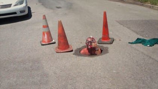 s01e06 — Holes from Hell