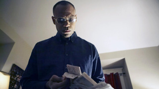 s01e03 — The Spy Who Conned Me