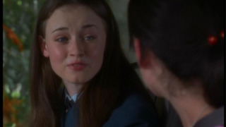 s01e02 — The Lorelais' First Day at Chilton