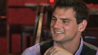 s02e02 — Get Down on the Strip