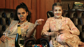 s01e04 — Sleepover