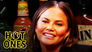 s07e01 — Chrissy Teigen Gets Drunk on Spicy Wings