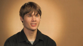 s01e01 — Chuck/Mike/Julie