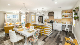 s02e10 — A Historic Mess