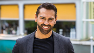 s27e51 — Wed 17 Mar