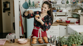 s04e12 — Holly-Dazzle