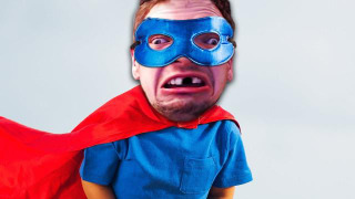 s09e18 — The World's WORST Super Hero