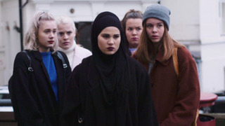 s02e02 — Du lyver til en venninne og skylder på meg