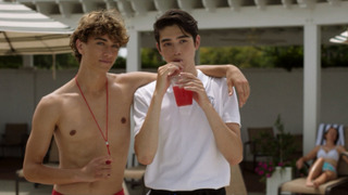 s01e02 — Summer Dress
