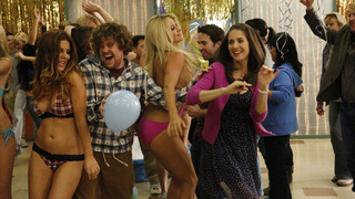 s04e07 — Economics of Marine Biology