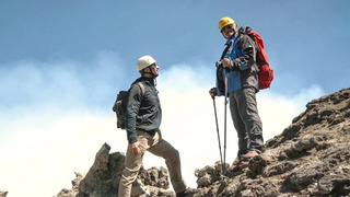 s03e12 — Shining Sicily