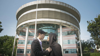 s01e01 — Episode 1
