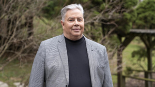 s02e06 — Bunny's War: The Case Against the U.S. Army Corps of Engineers / Opioid Lollipops: The Case Against Cephalon