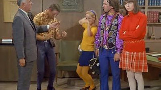 s03e15 — The Groovy Guru