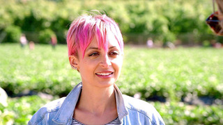 s02e07 — Nicole Richie: Australian
