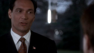 s06e11 — Opposition Research