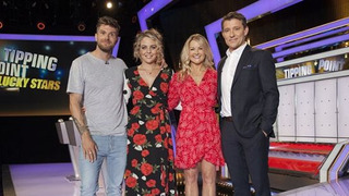 s05e06 — Joel Dommett, Lydia Bright, Sarah Hadland