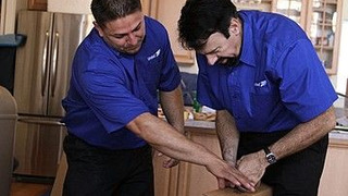 s02e17 — United Van Lines