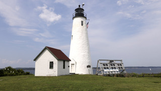 s03e04 — Island Lighthouse Renovation