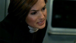 s09e15 — Undercover