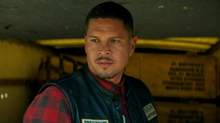 s05e01 — I Hear the Train A-Comin