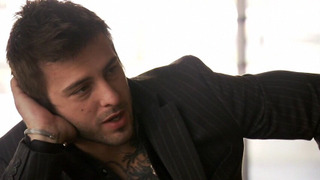 s03e09 — Lock, Stock & Two Swollen Testicles