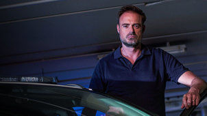 s07e01 — Episode 1