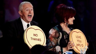 s14e24 — Live Show 8: Girls vs Overs