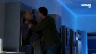 s04e19 — Synchrony