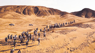 s01e05 — Lost in the Desert