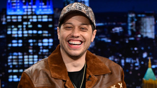 s2025e16 — Pete Davidson, Sadie Sink, Olivia Tiedemann