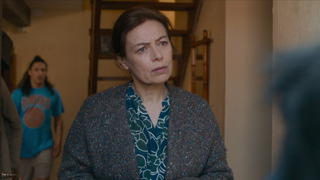 s01e01 — Les flammes brûlent encore