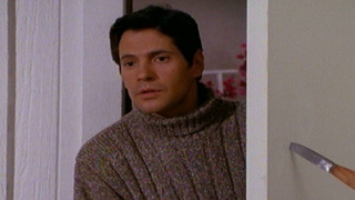s04e30 — Melrose Unglued
