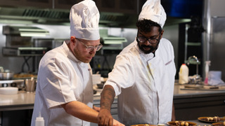 s04e04 — Restaurants: Second Course