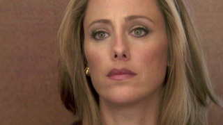 s01e07 — Chapter Seven: Carpe Threesome