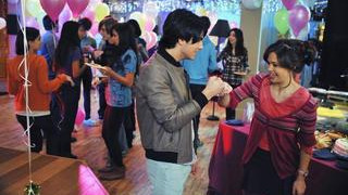 s01e14 — Karaoke Surprise