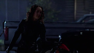 s01e05 — 411 on the DL