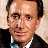 Рой Шайдер — Police Chief Martin Brody